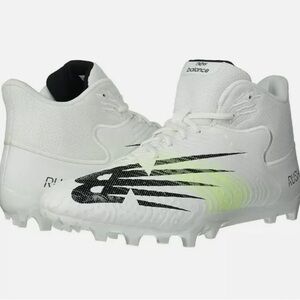 NWOT New Balance White and Black Athletic Lacrosse Cleats size 6 men’s